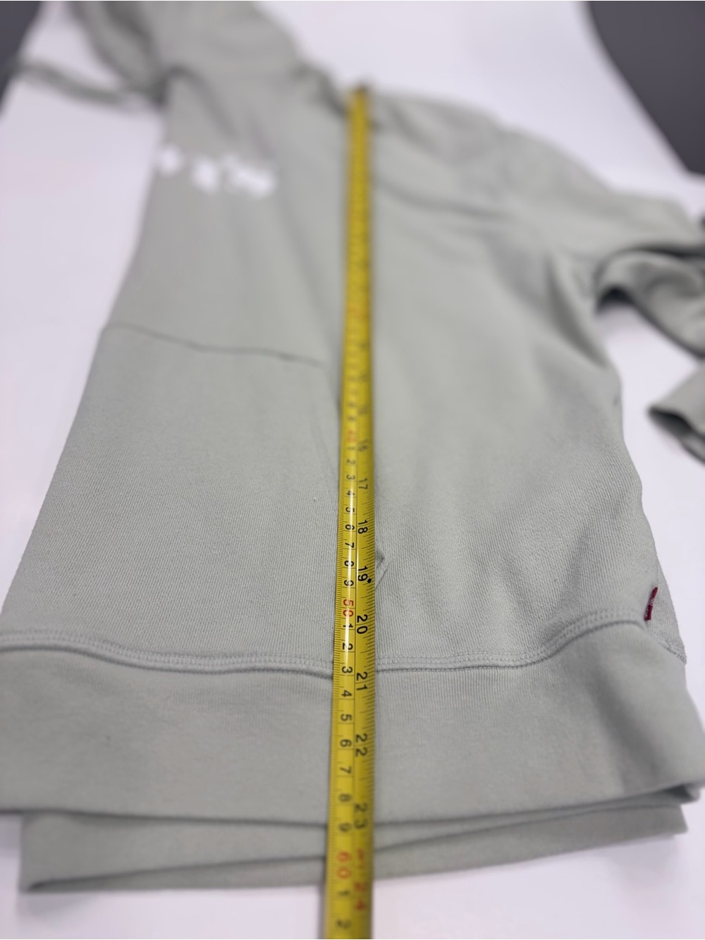 Levi’s Sage Green Cropped Boxy Logo Hoodie XL - Picture 9 of 9